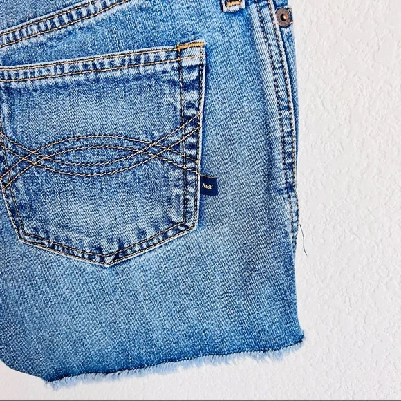Y2K VTG Abercrombie & Fitch Cutoff Waist Jean Denim Shorts